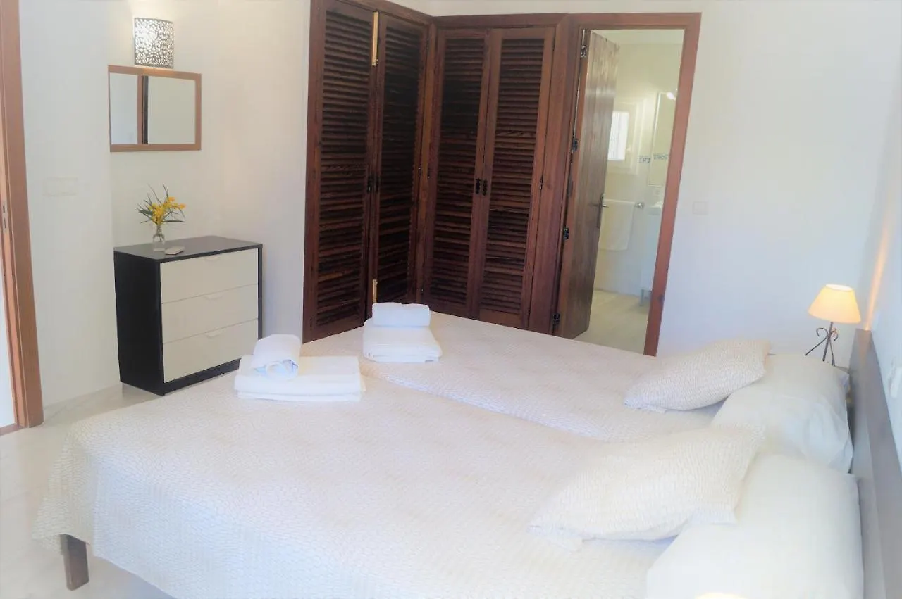 Aparthotel Bungalow Playa D'Or, 2 Cala d'Or  Spain